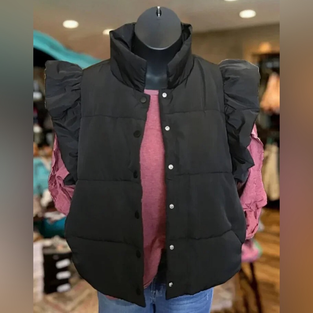 Brand New! Ruffle My Fancy Puffer Vest In Black